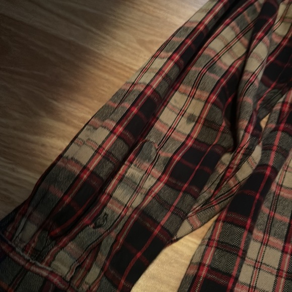 Men’s Button-Up Flannel - Picture 7 of 7